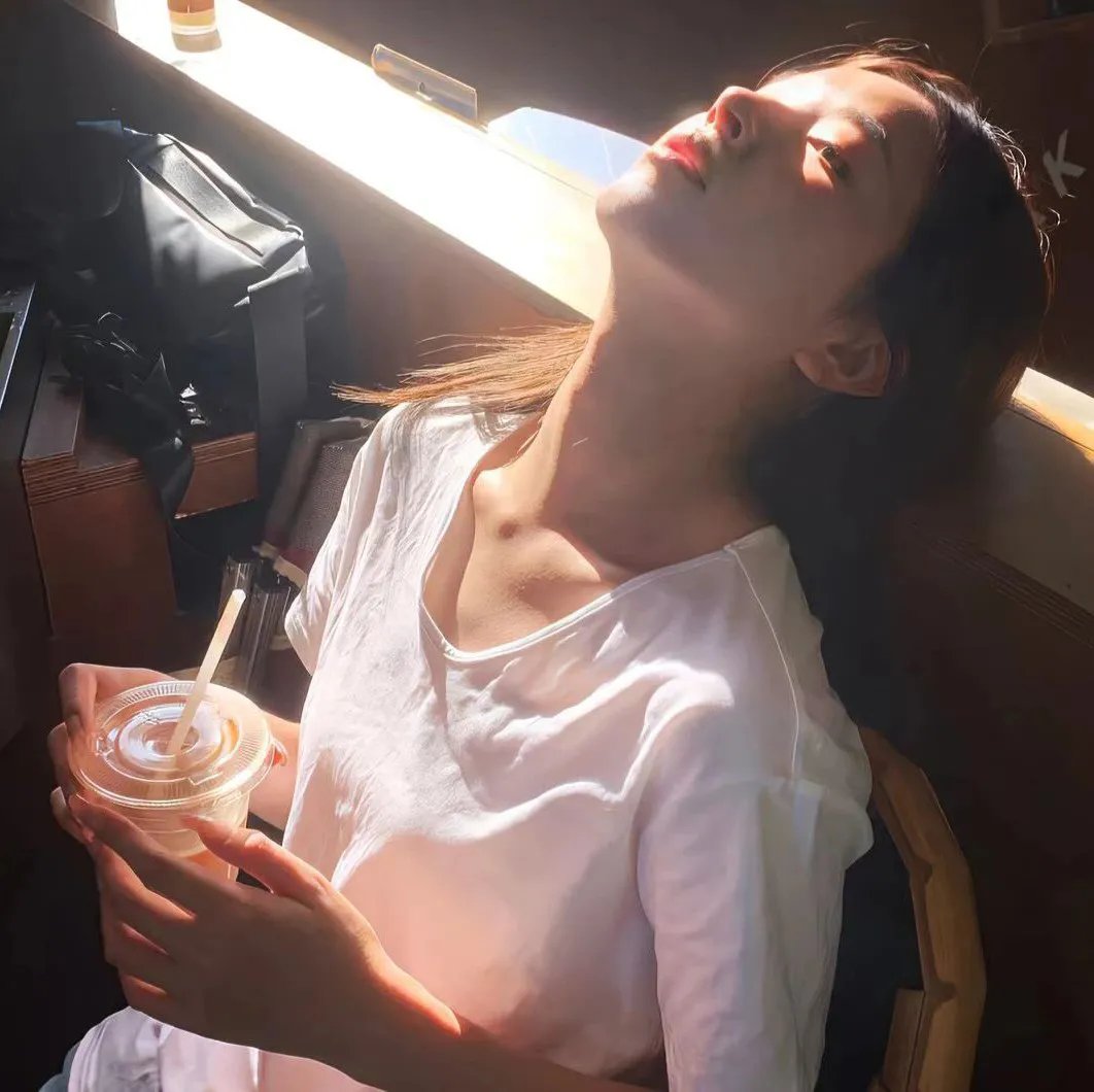 玉米地的怪物 海报